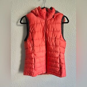 Tangerine, medium, coral orange sunburst down puffer zip up vest
